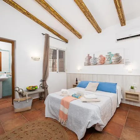 Villa Maria Gomez *
