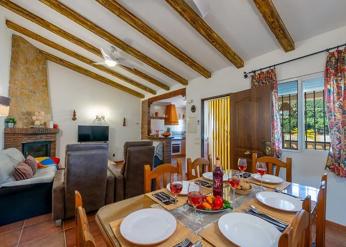 Maria Gomez Villa Nerja