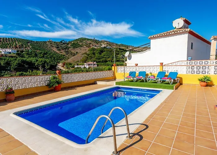 Maria Gomez Villa Nerja